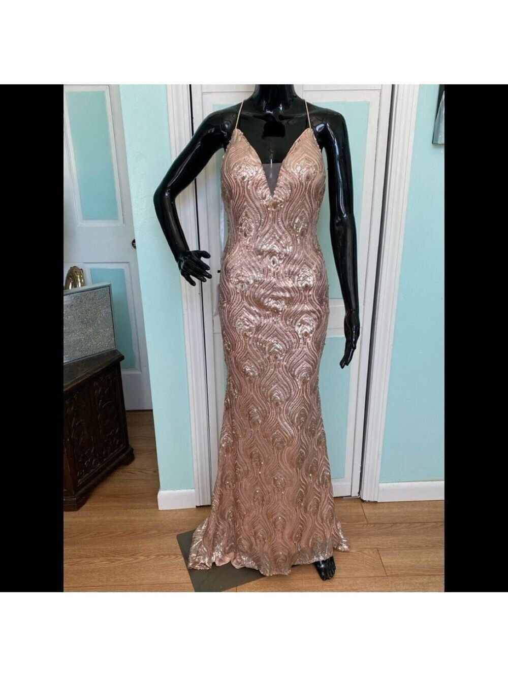 Size 4 Rose Gold Fitted Sequin Prom Dress Madison James 18-624